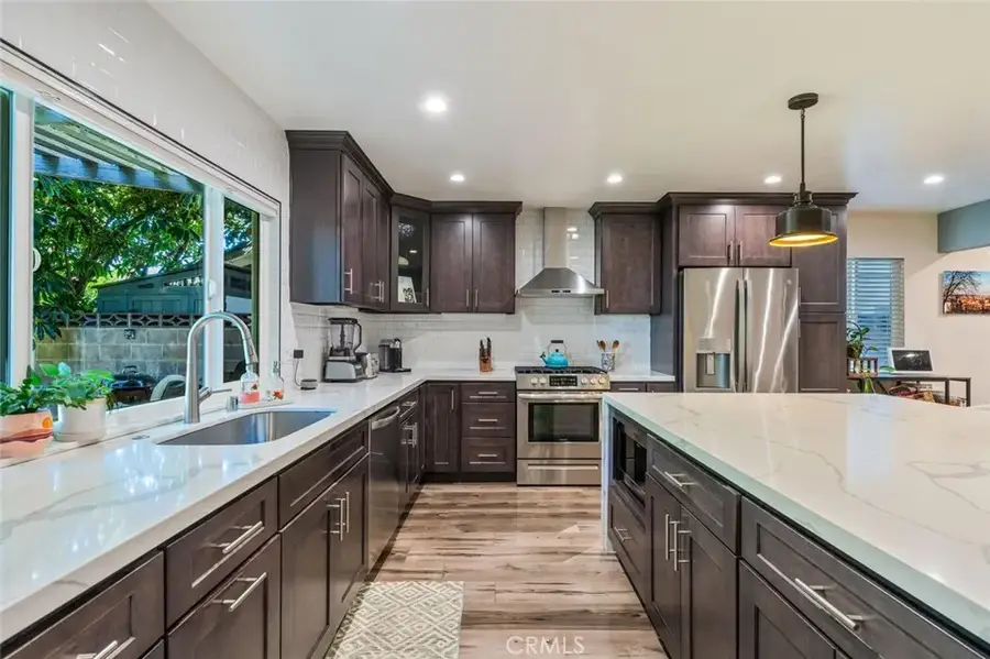 6321 Balcom Ave, Encino, CA 91316 - #2