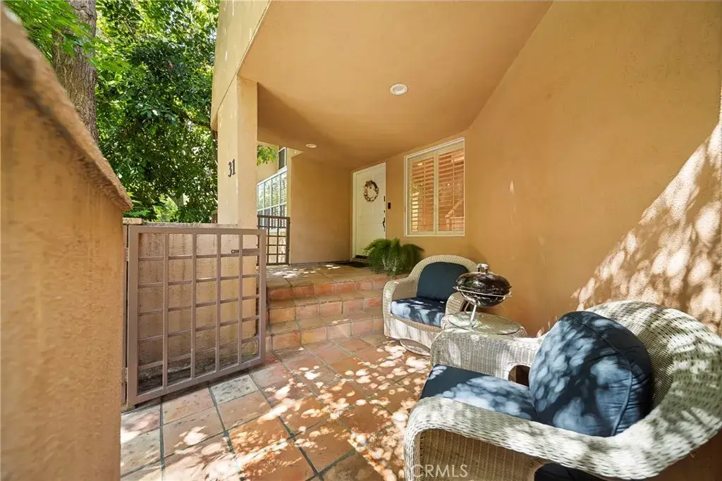 18730 Hatteras #31, Tarzana, CA 91356 - #1
