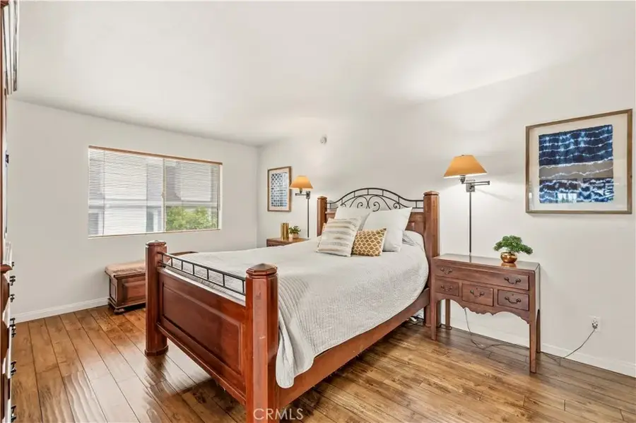 18150 Andrea Circle South #1, Northridge, CA 91325 - #3