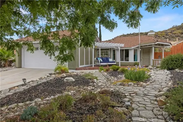 15236 Poppy Meadow, Canyon Country, CA 91387