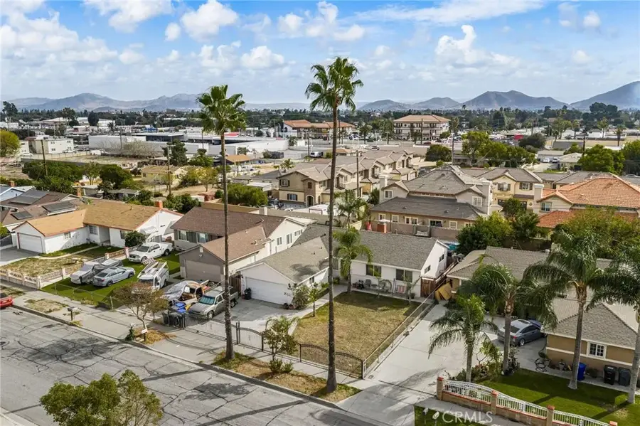 16591 Barbee Street, Fontana, CA 92336 - #2