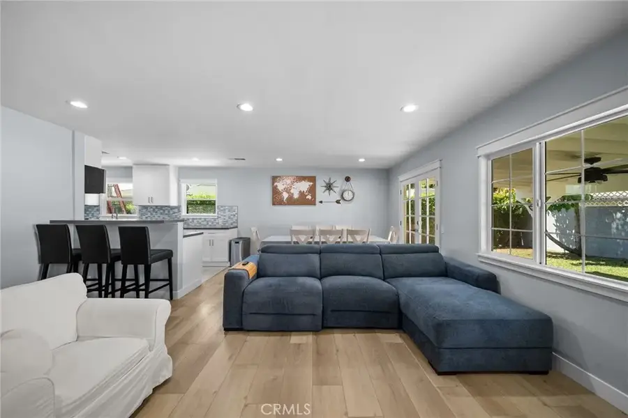 8033 Darby Avenue, Reseda, CA 91335 - #3