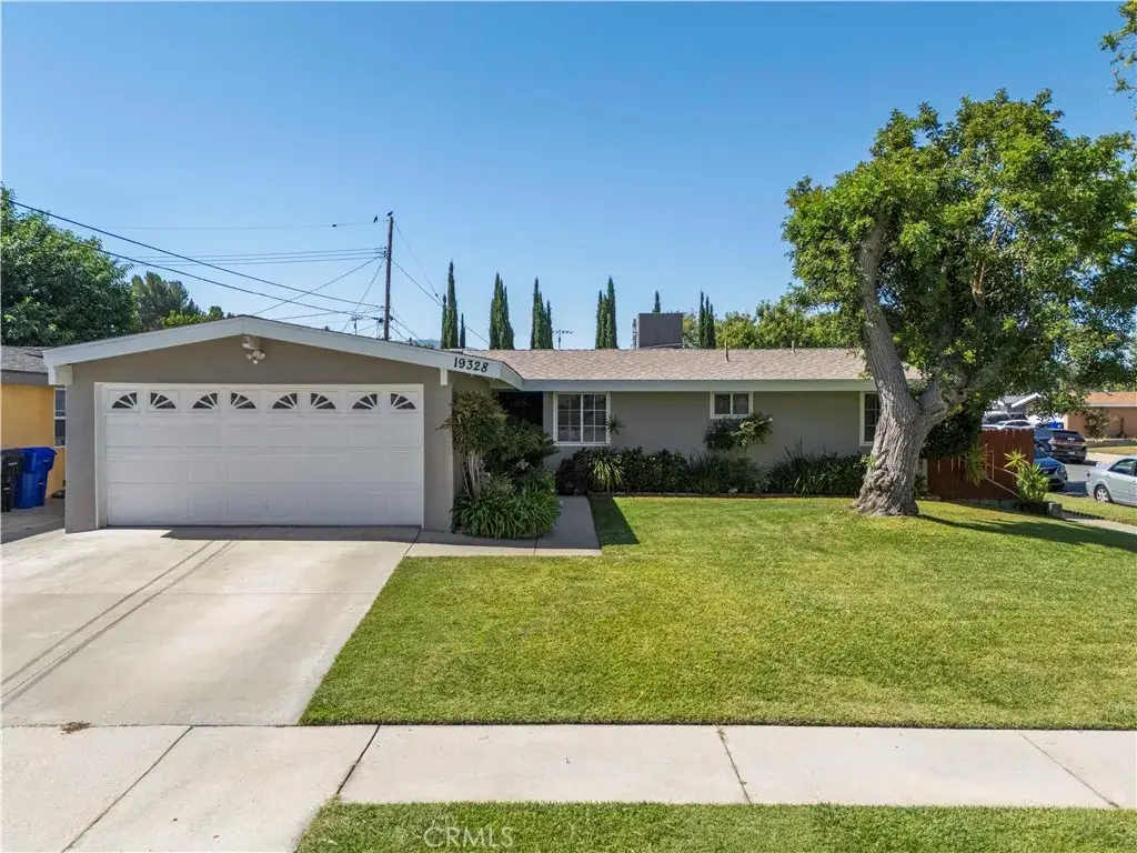 19328 Lonerock, Canyon Country, CA 91351 - #1