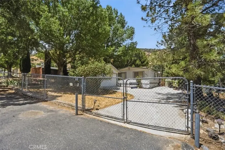 909 Louise Way, Lebec, CA 93243 - #2