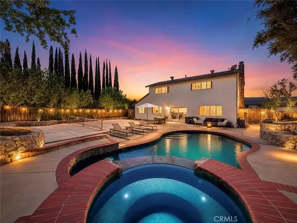 5856 Greenview Rd, Calabasas, CA 91302