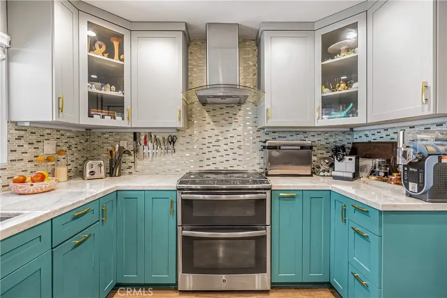 22170 James Alan Circle #1, Chatsworth, CA 91311 - #3
