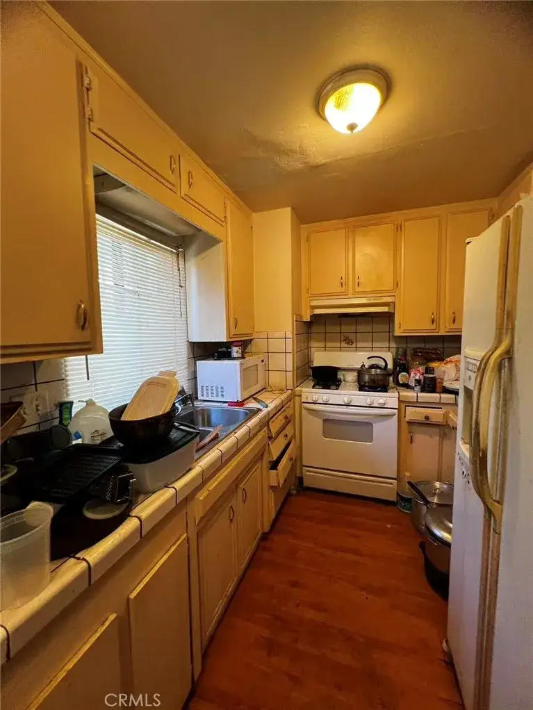 1011 W Avenue H12, Lancaster, CA 93534 - #3