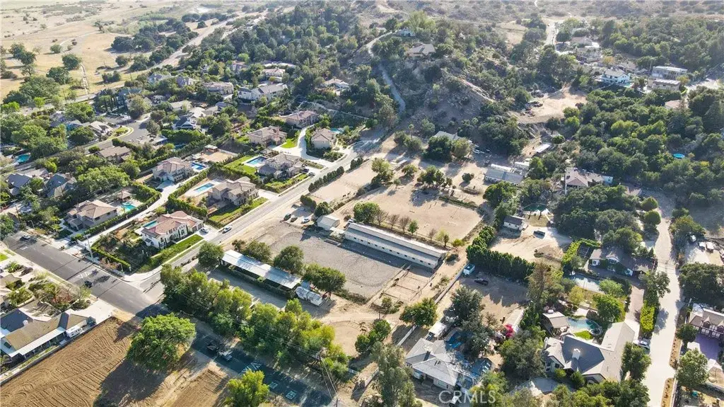 9633 Baden, Chatsworth, CA 91311 - #1