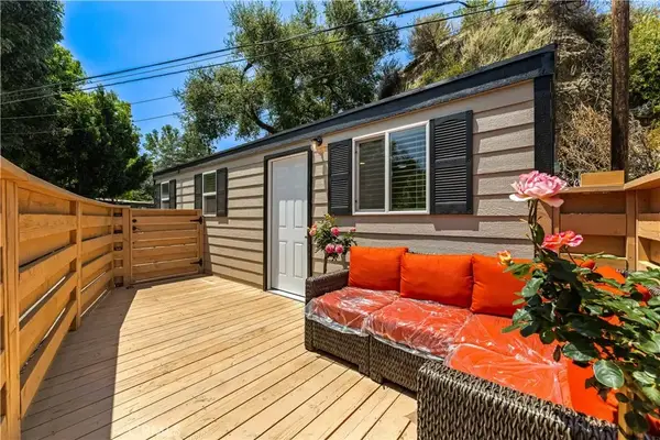 10799 Sherman Grove 46, Sunland, CA 90140