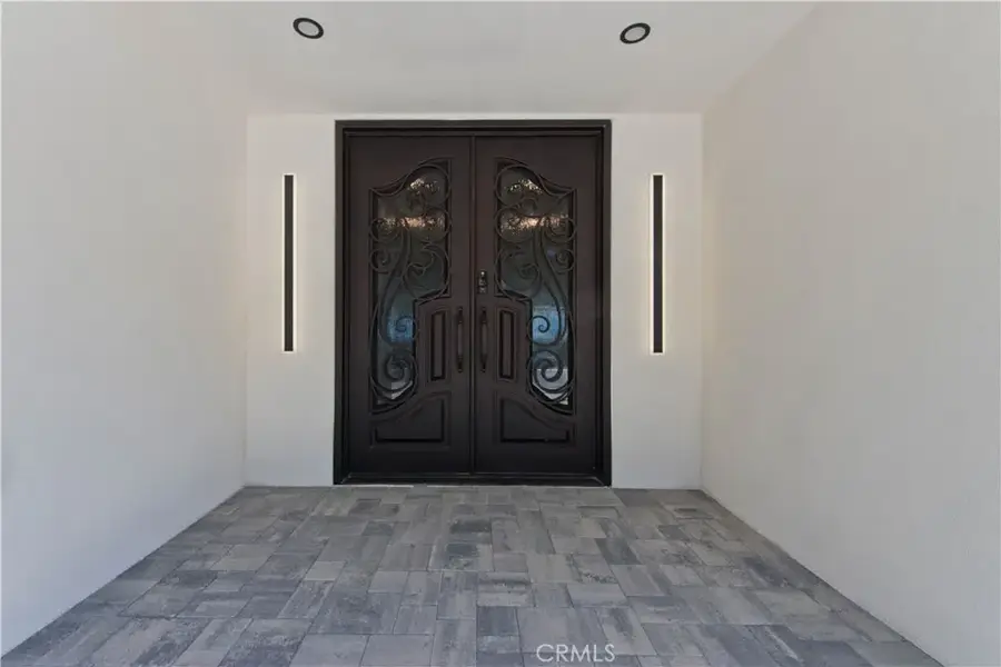 16158 Magnolia, Encino, CA 91436 - #2