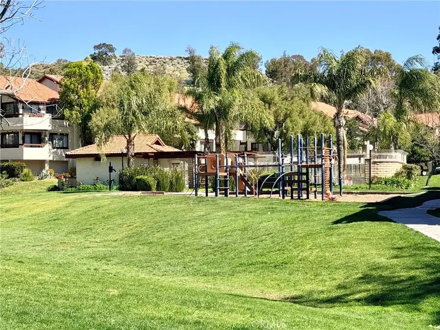 18105 Sundowner Way #978, Canyon Country, CA 91387 - #2