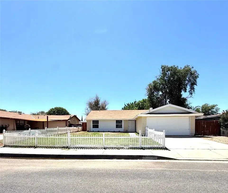 44251 E Raysack, Lancaster, CA 93535 - #1