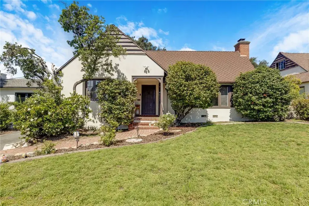 2151 N Altadena, Altadena, CA 91001 - #1