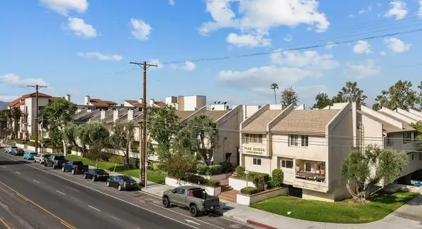 7631 Reseda Blvd. #57V, Reseda, CA 91335