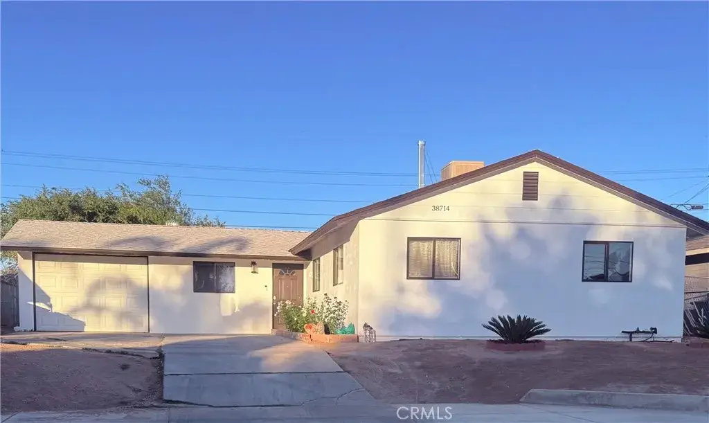 38714 Frontier, Palmdale, CA 93550 - #1