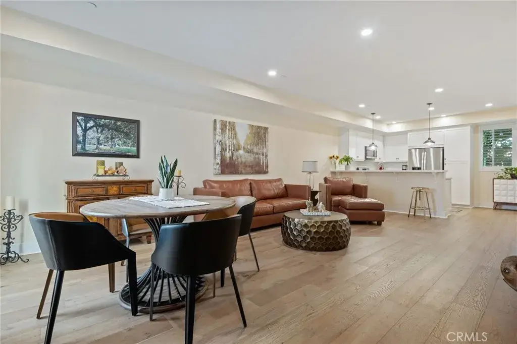 44 Coronado Street #202, San Buenaventura Ventura, CA 93001 - #1