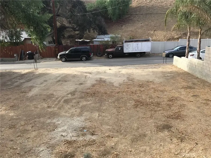 29216000 Justamere, Val Verde, CA 91384 - #3