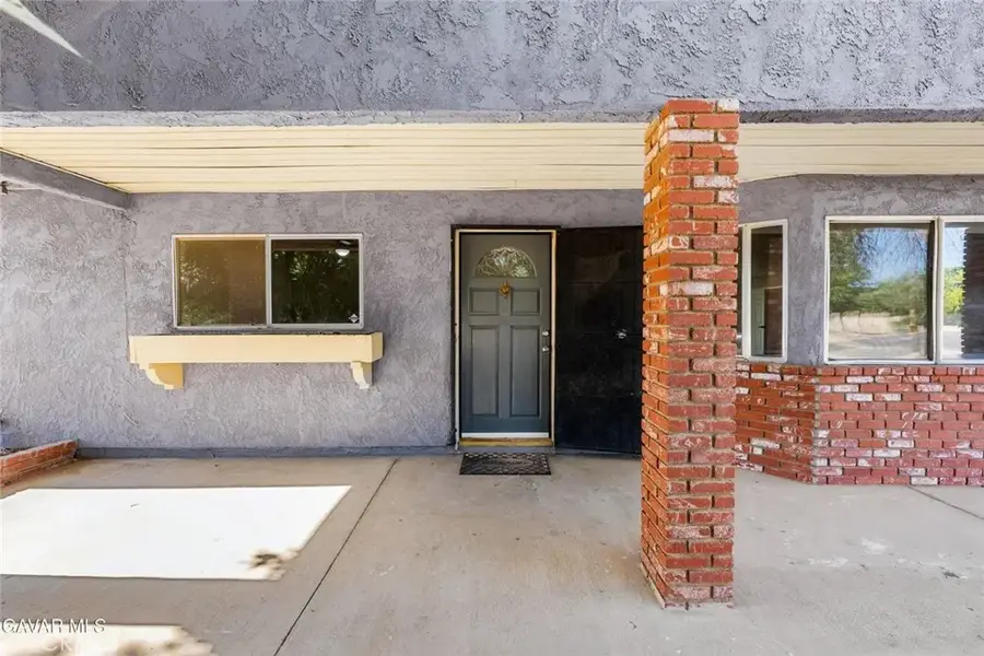 10157 E Avenue R8, Littlerock, CA 93543 - #2
