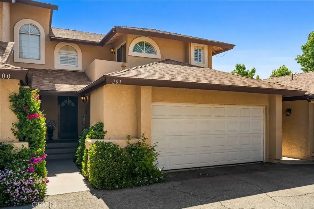 22914 Banyan Pl #201, Saugus, CA 91390 - #1