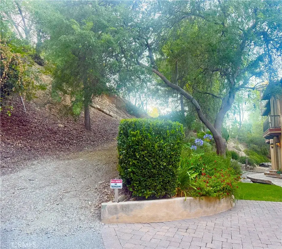 4551 Lindley, Tarzana, CA 91356 - #1
