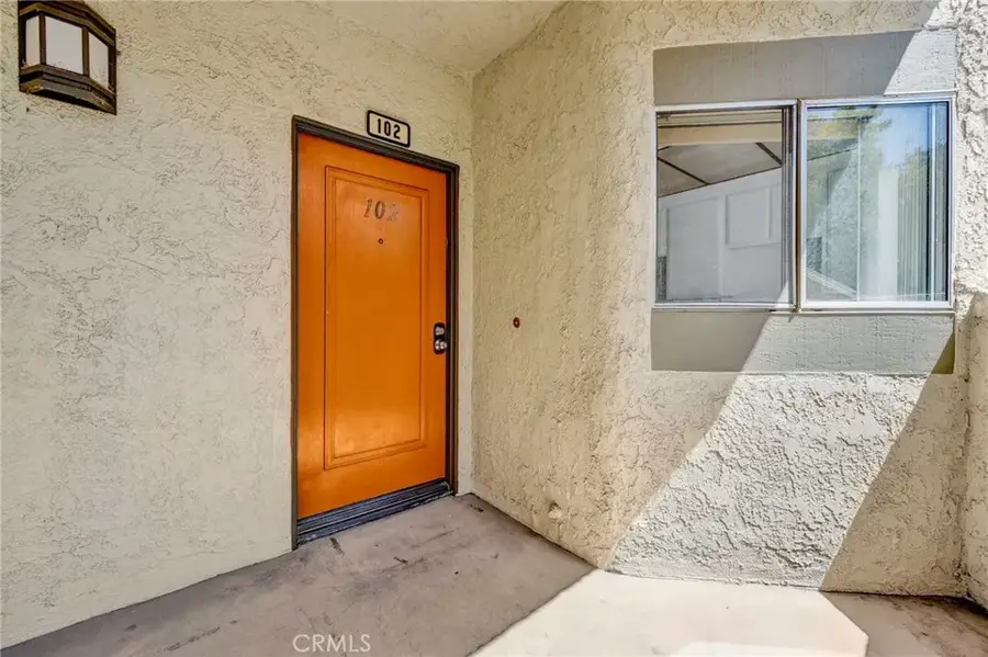 3210 Darby Street #102, Simi Valley, CA 93063 - #2