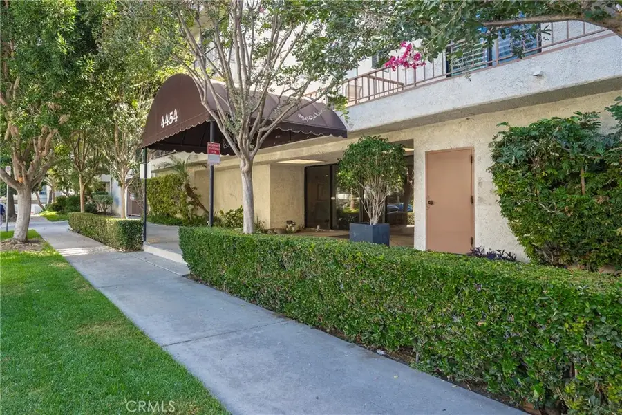 4454 Ventura Canyon #105, Sherman Oaks, CA 91423 - #3