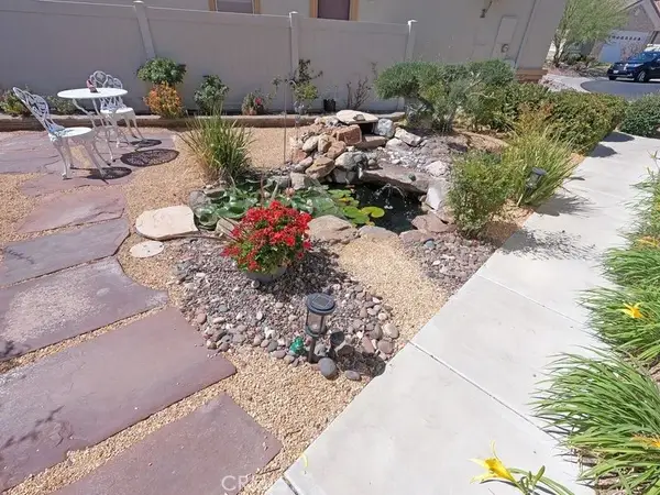 19611 Castle Harbor Court, Apple Valley, CA 92308