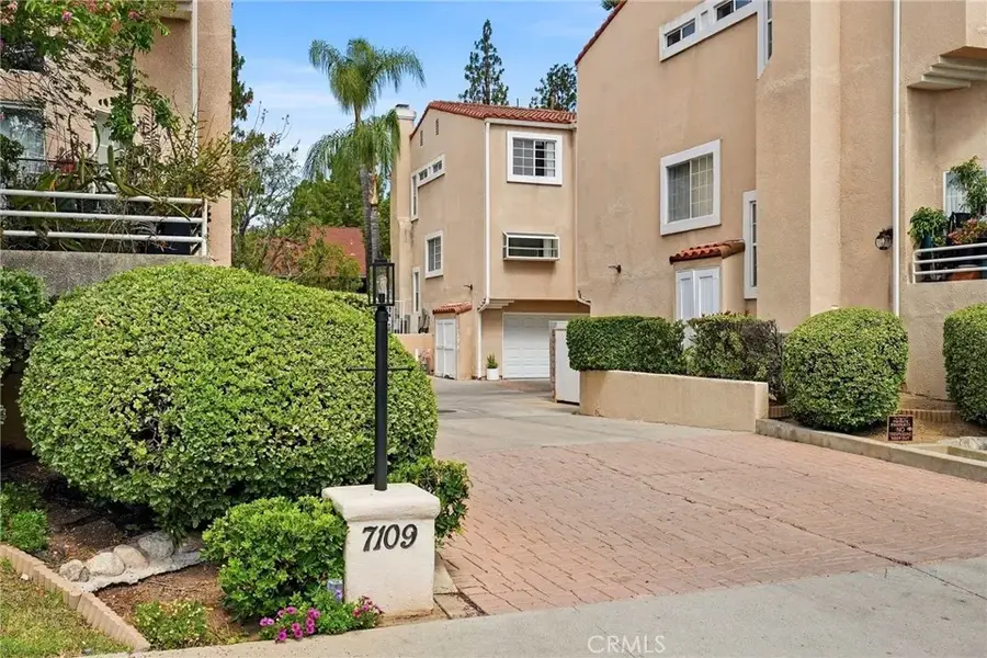 7109 Farralone #117, Canoga Park, CA 91303 - #3
