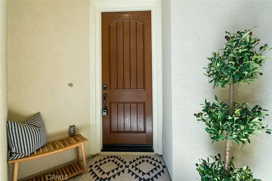 21929 Cortina, Chatsworth, CA 91311 - #2