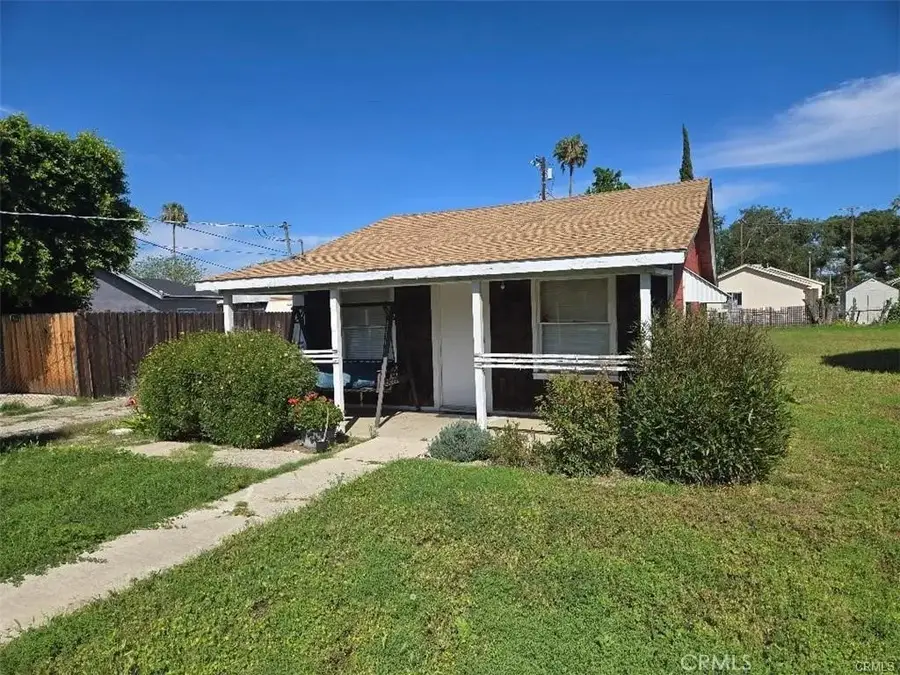 7402 Nestle, Reseda, CA 91335 - #3