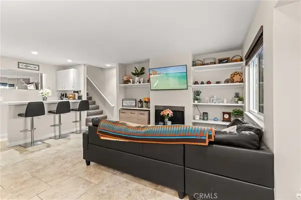 43481 30th West #2, Lancaster, CA 93536