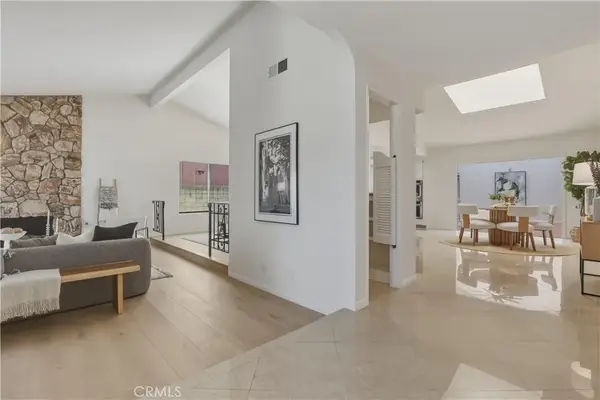 9521 Yolanda, Northridge, CA 91324