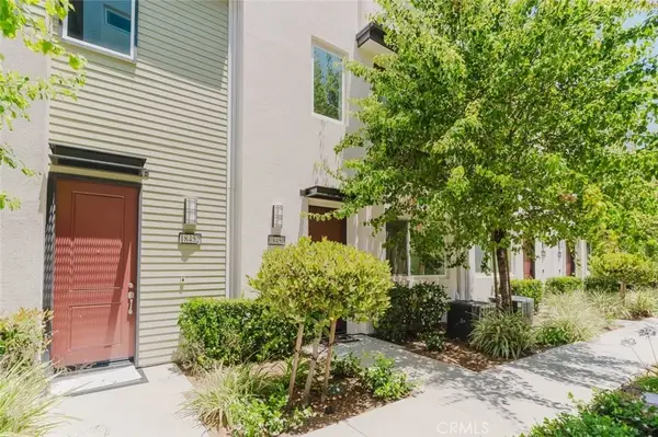 18450 W Calico Lane, Northridge, CA 91325