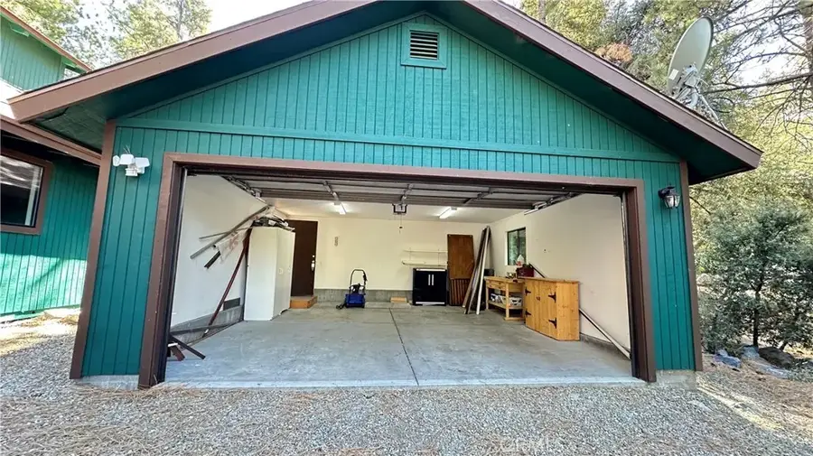 1716 Zion Way, Pine Mountain Club, CA 93222 - #2