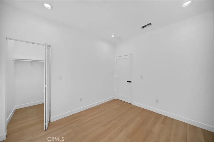 2937 10th, Los Angeles, CA 90018 - #2