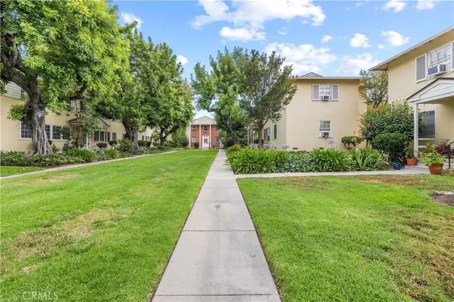 527 E Maple, Glendale, CA 91205 - #2