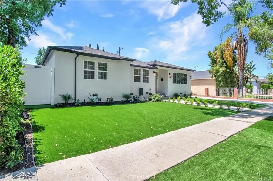 18406 Jovan Street, Tarzana, CA 91335 - #3
