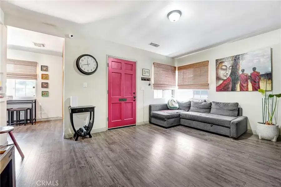 21006 Cohasset Street, Canoga Park, CA 91303 - #3