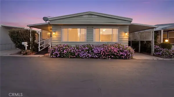 8811 Canoga #223, Canoga Park, CA 91304