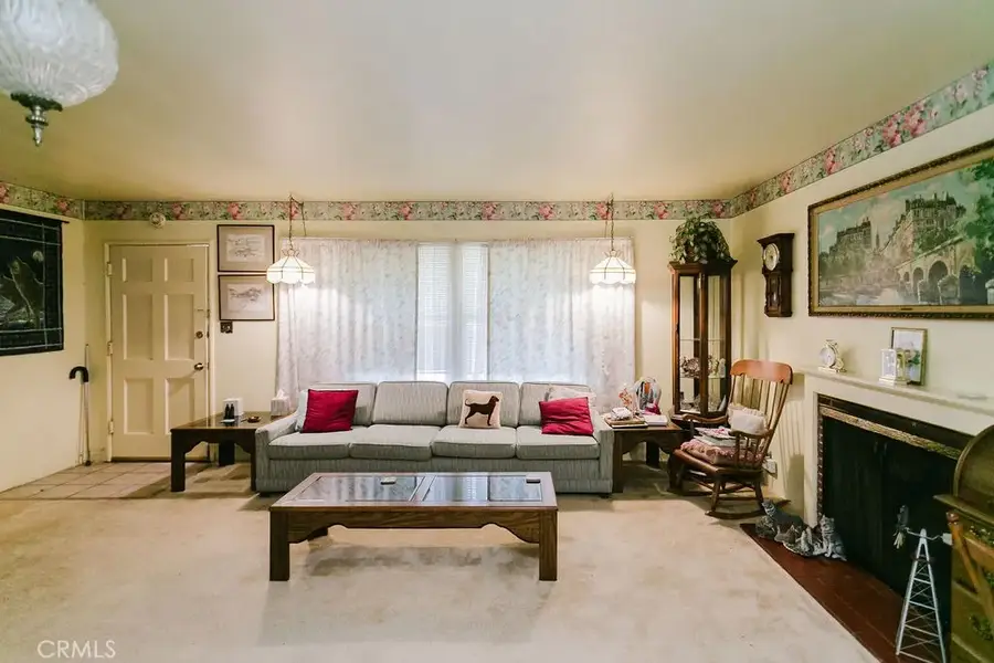 21134 Saticoy, Canoga Park, CA 91304 - #3