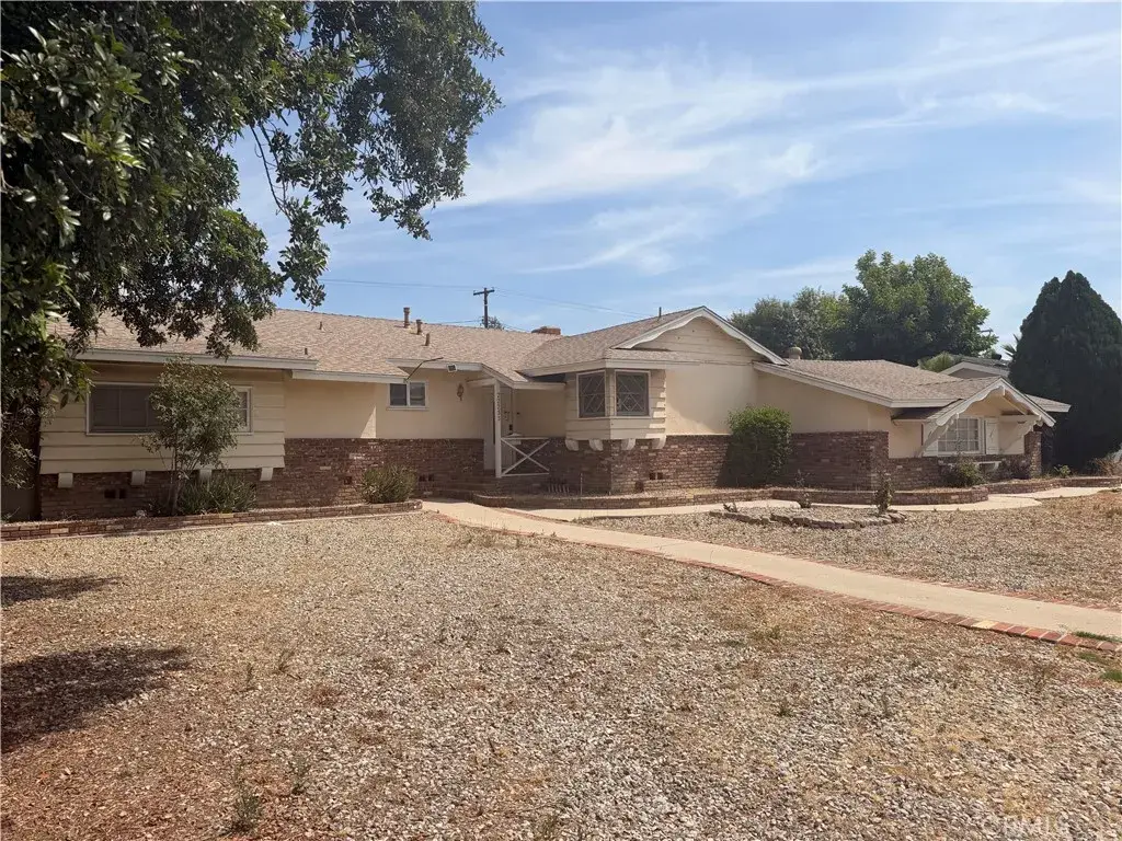 22233 Roscoe, West Hills, CA 91304 - #1