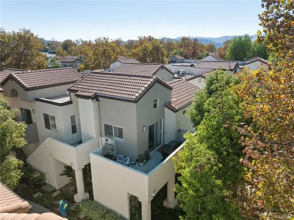 24496 Valle Del Oro #204, Newhall, CA 91321 - #1