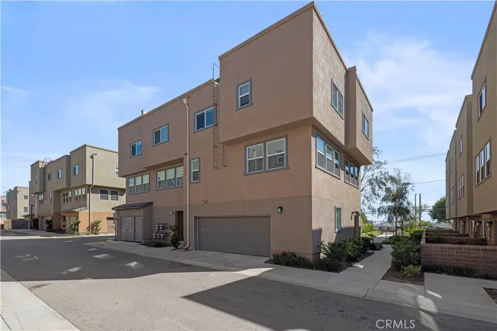12827 Watt Lane #E, Sylmar, CA 91342 - #1