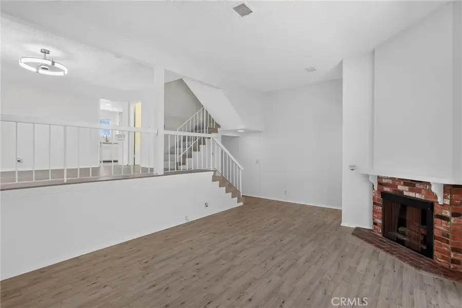 18410 Lull Street #1, Reseda, CA 91335 - #2