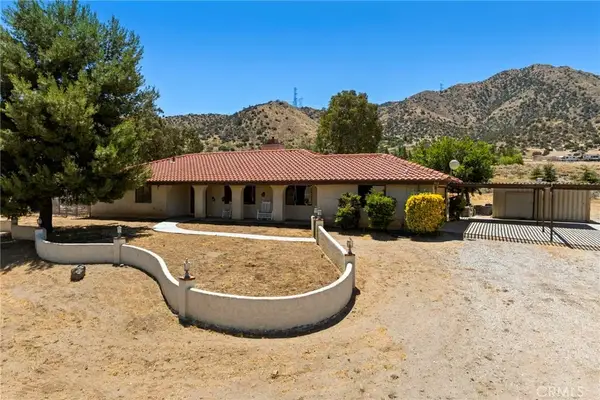 902 Searchlight Ranch Road, Acton, CA 93510