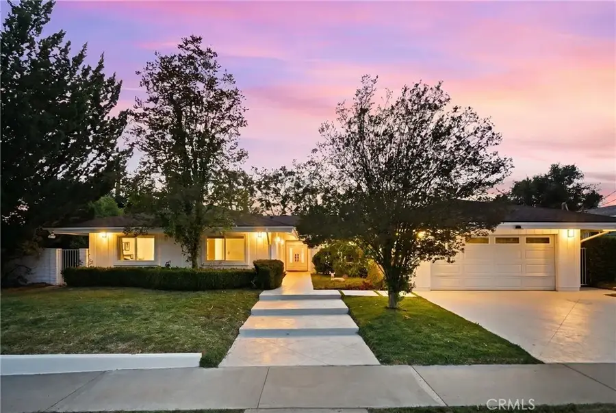 22615 Dardenne Street, Calabasas, CA 91302 - #2