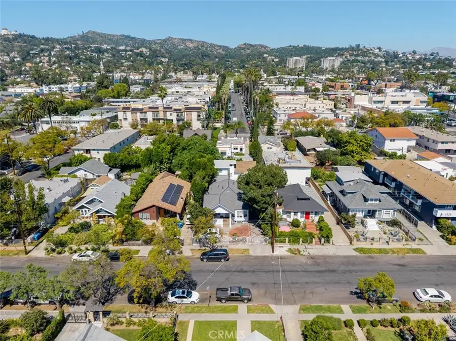 4541 Russell Avenue, Los Angeles, CA 90027 - #3