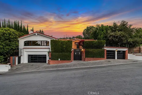 21520 Arcos, Woodland Hills, CA 91364