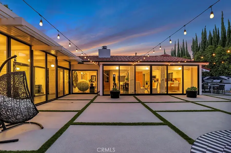 21520 Arcos, Woodland Hills, CA 91364 - #2