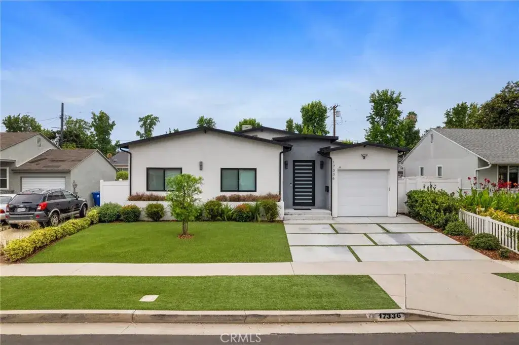 17336 Collins Street, Encino, CA 91316 - #1